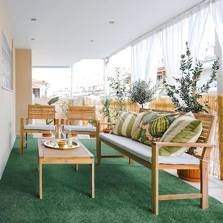 Flowery Penthouse In City Centre Of 테살로니키 외부 사진
