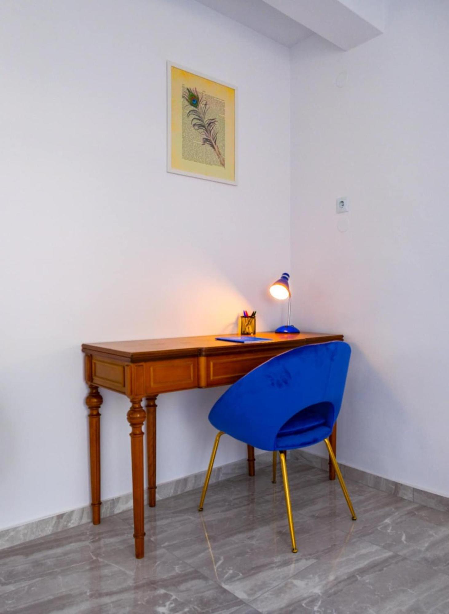 Flowery Penthouse In City Centre Of 테살로니키 외부 사진
